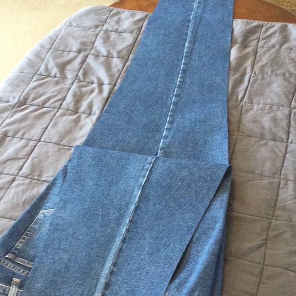 Wrangler Rugged Wear Jeans 48 x 34 - Picture 9 of 11